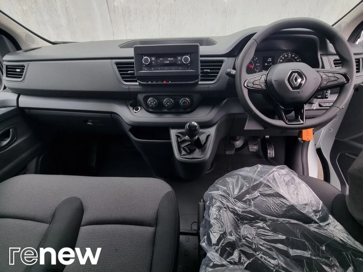 Renault Trafic Ll30 Blue DCI 130 Busin - Image 2