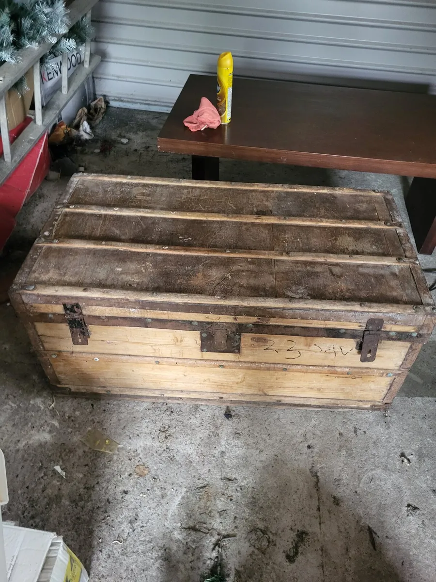 Vintage wooden storage/ travel chest Rustic style