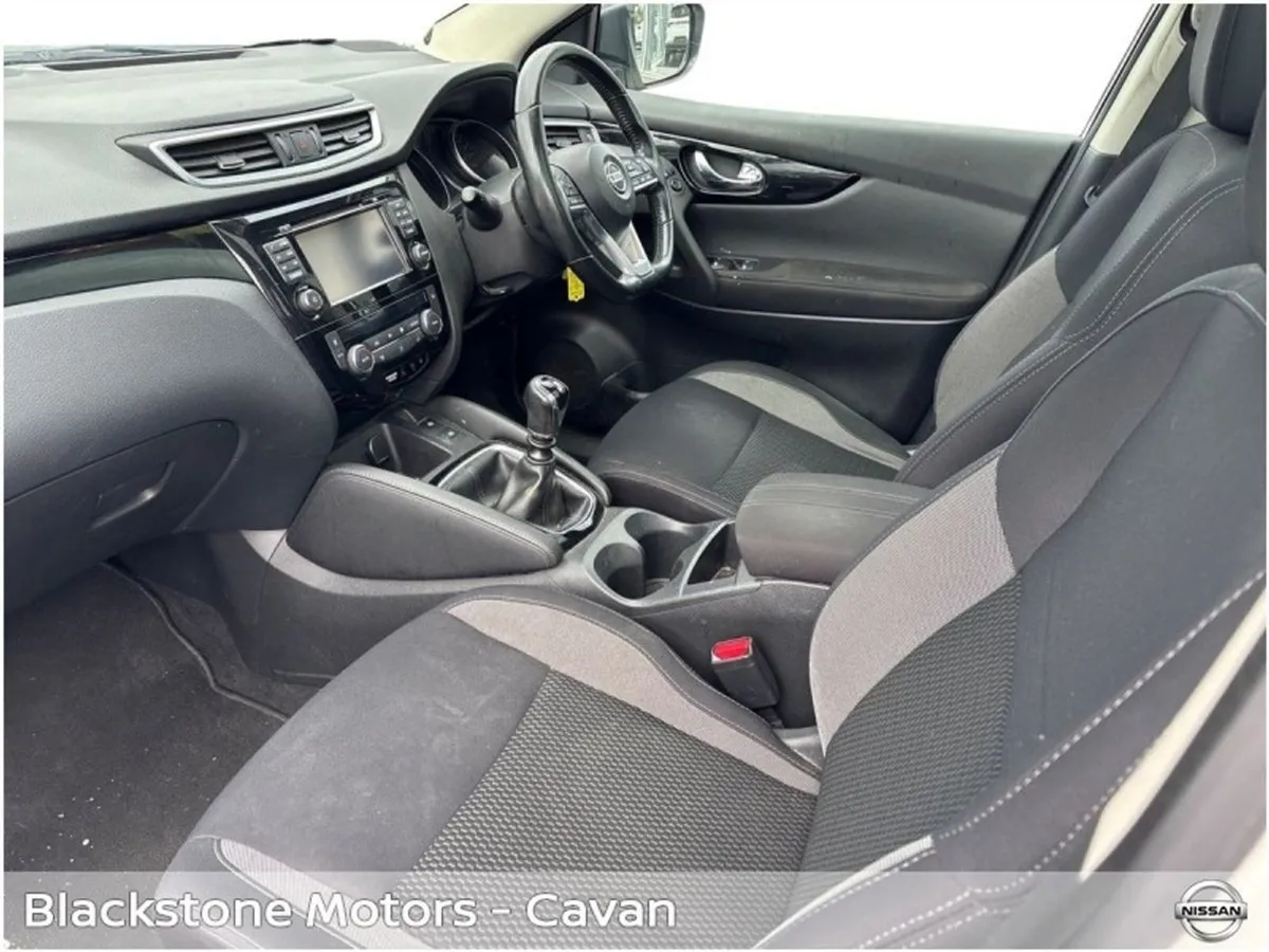 Nissan QASHQAI 1.5 DSL SV - Image 4