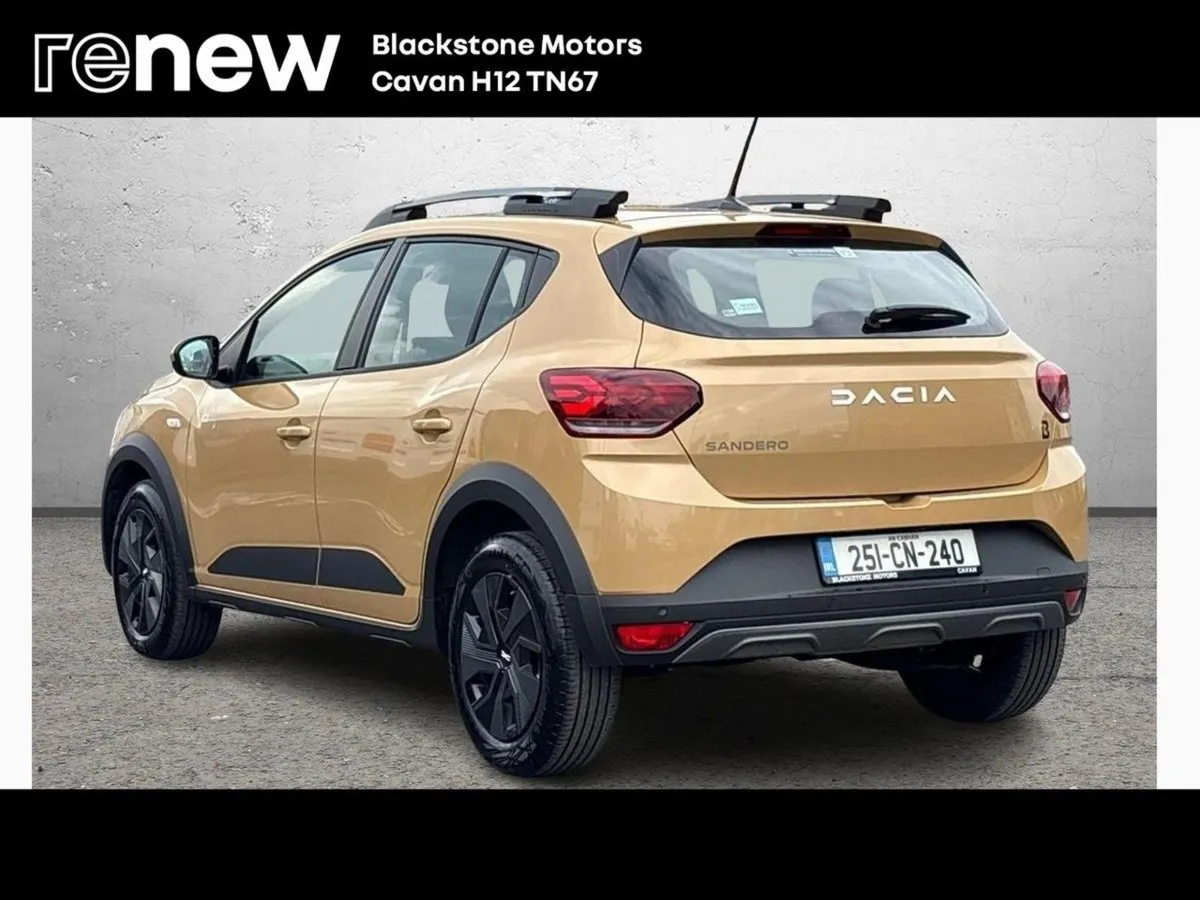 Dacia Sandero Stepway TCe 90 Stepway Expression - Image 3