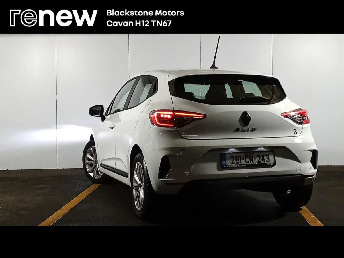 Renault Clio TCe 90 Dfull Evolution - Image 3