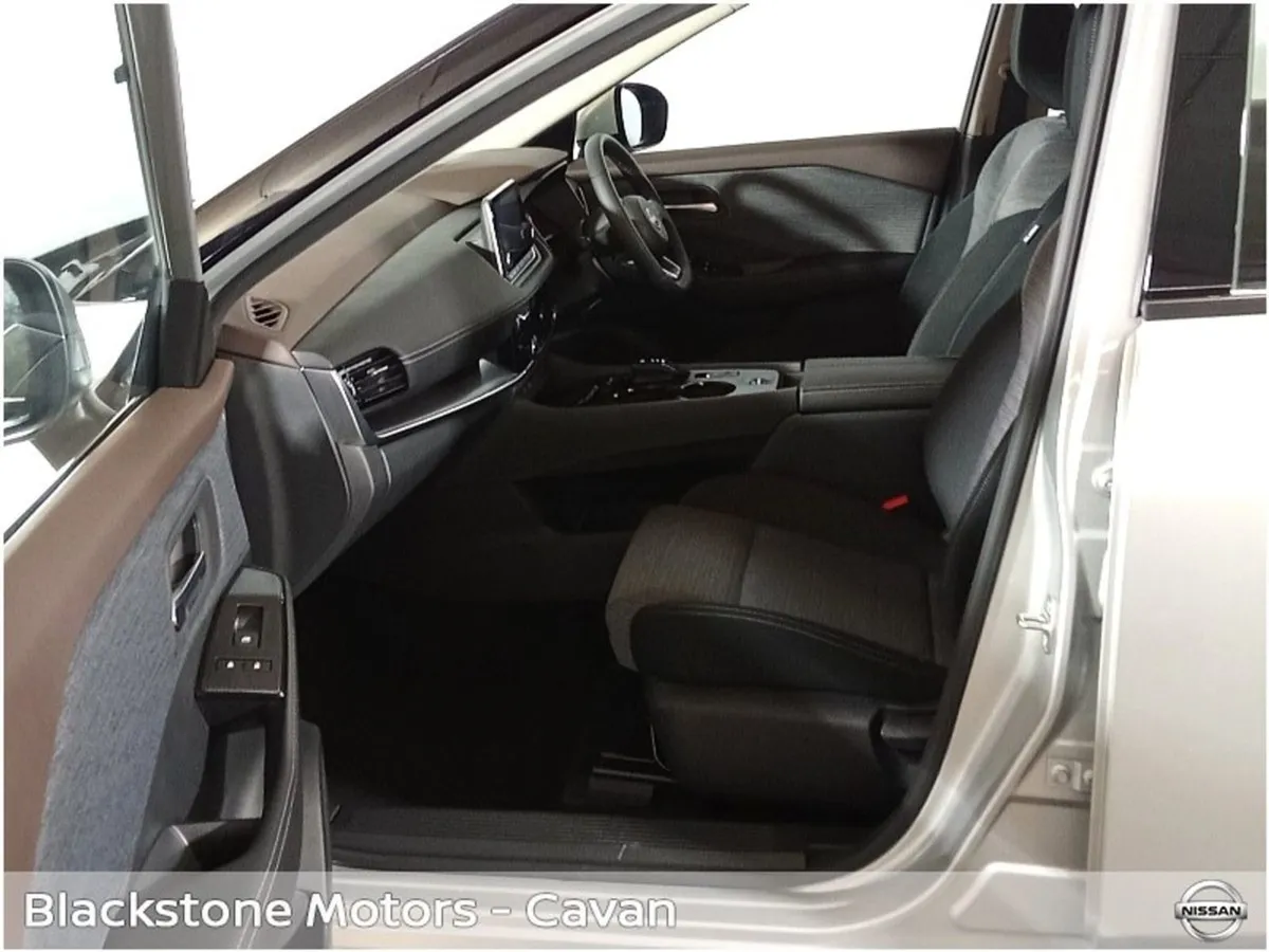 Nissan X-Trail Epower X-trail SV 5 Seater - Image 4