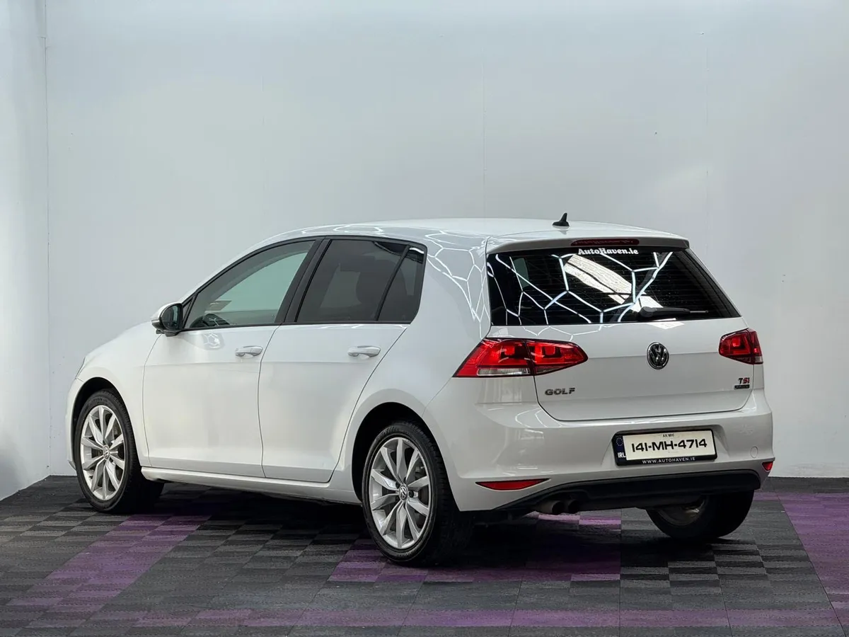 2014 Volkswagen Golf 1.4TSI Highline, Auto - Image 4