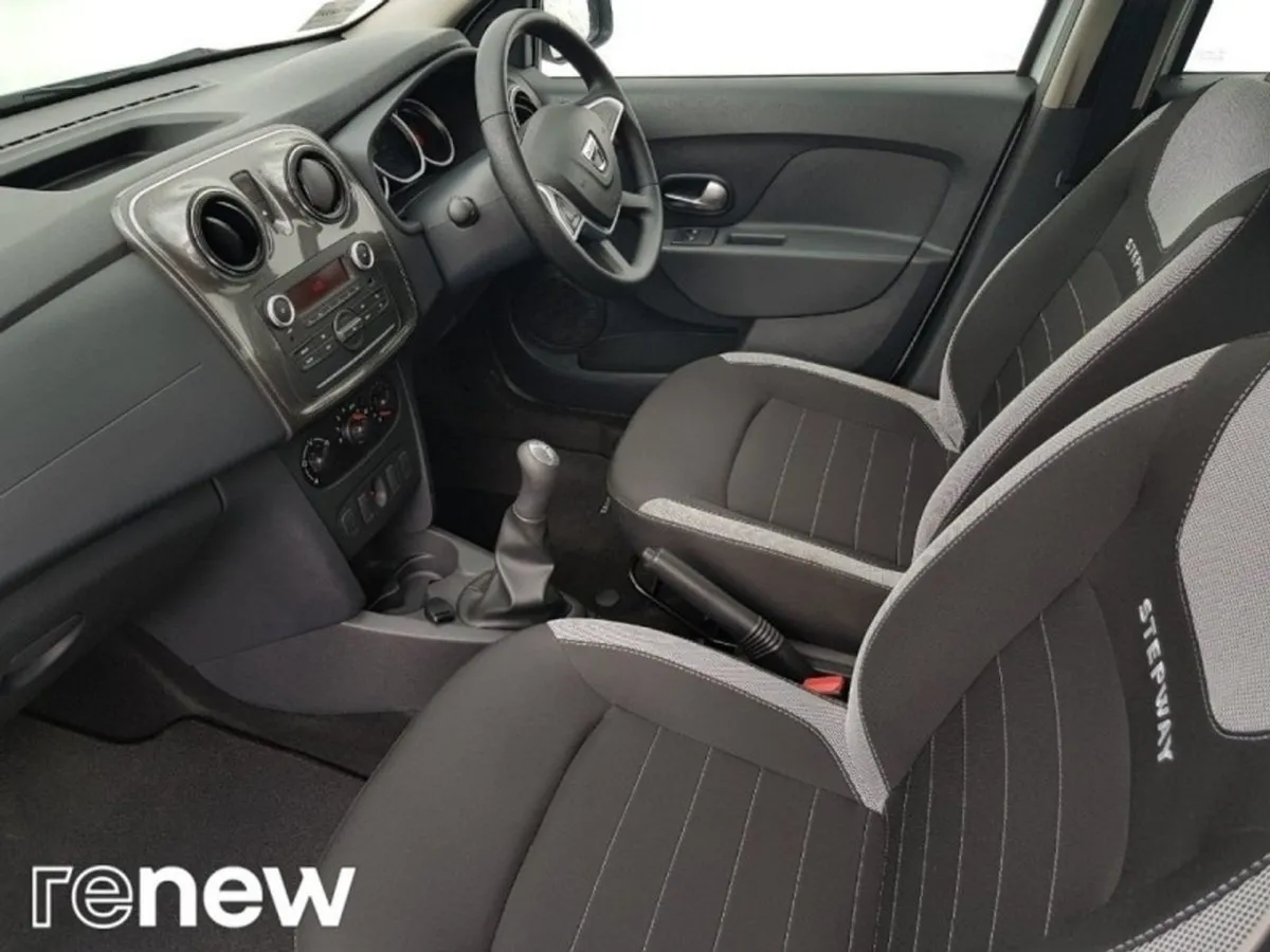 Dacia Sandero Stepway Blue dCi 95 Stepway Alterna - Image 4