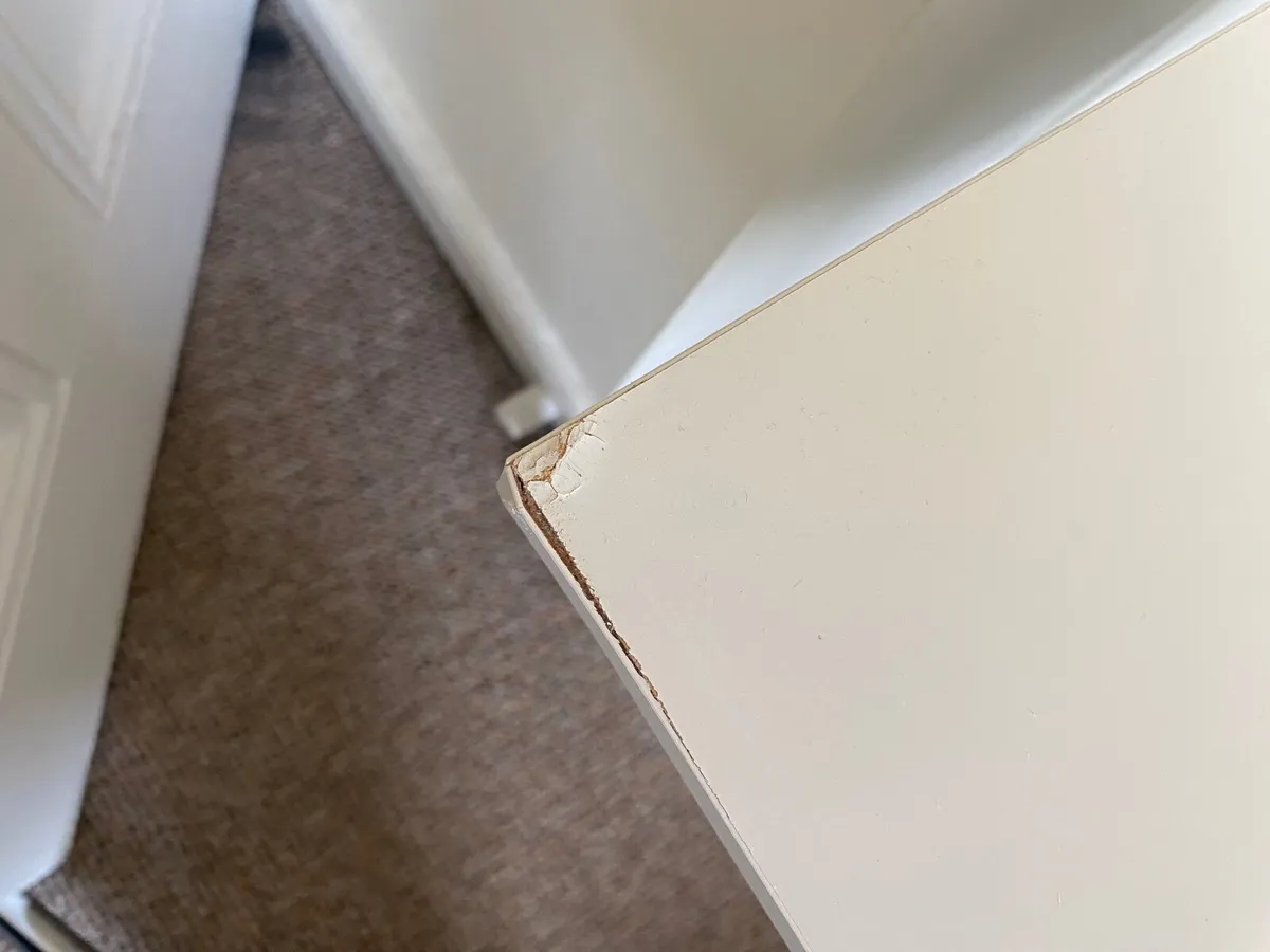 Desk - Image 2