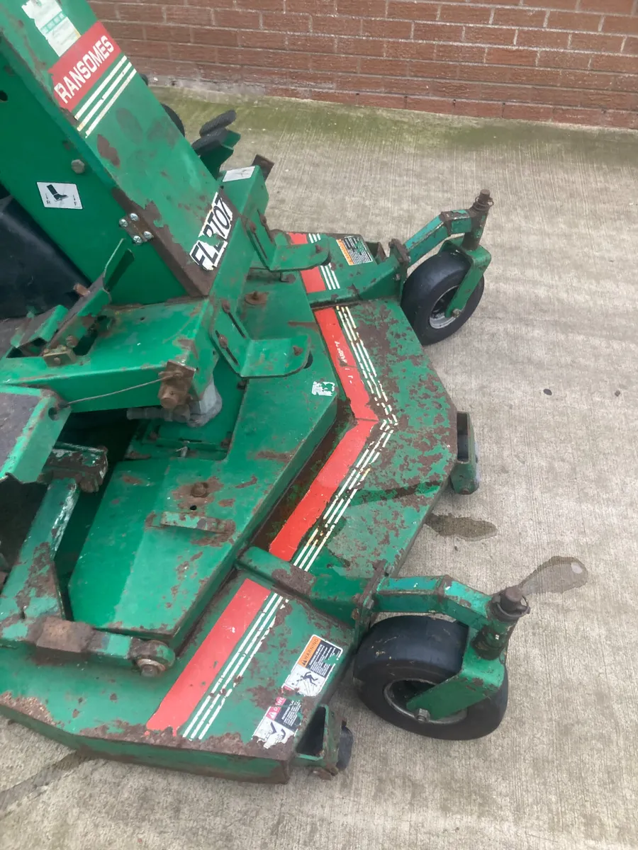Ransomes batwing mower - Image 2