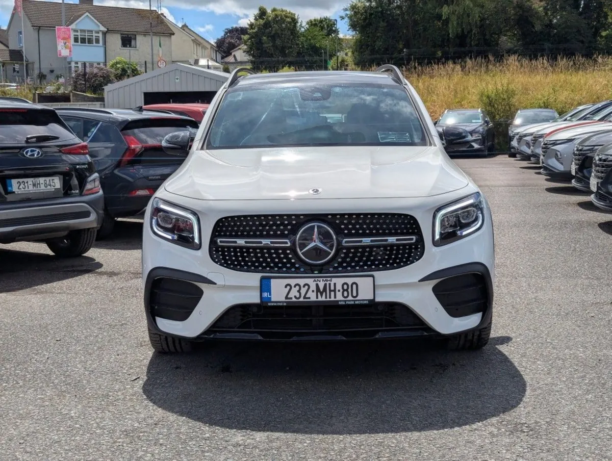 Mercedes-Benz GLB 200D Progressive 7 Seat Auto  j - Image 2