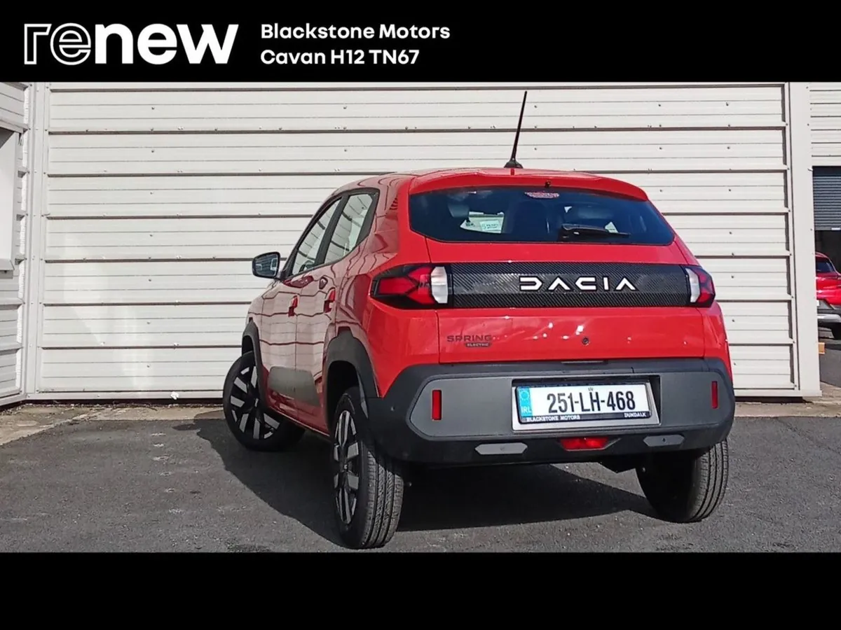 Dacia Spring BEV 26.8kwh 65hp Expression - Image 3