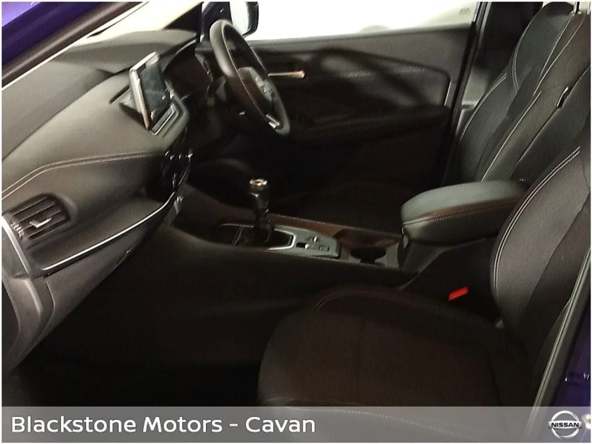Nissan QASHQAI 1.3 PET Mild Hybrid SV - Image 4