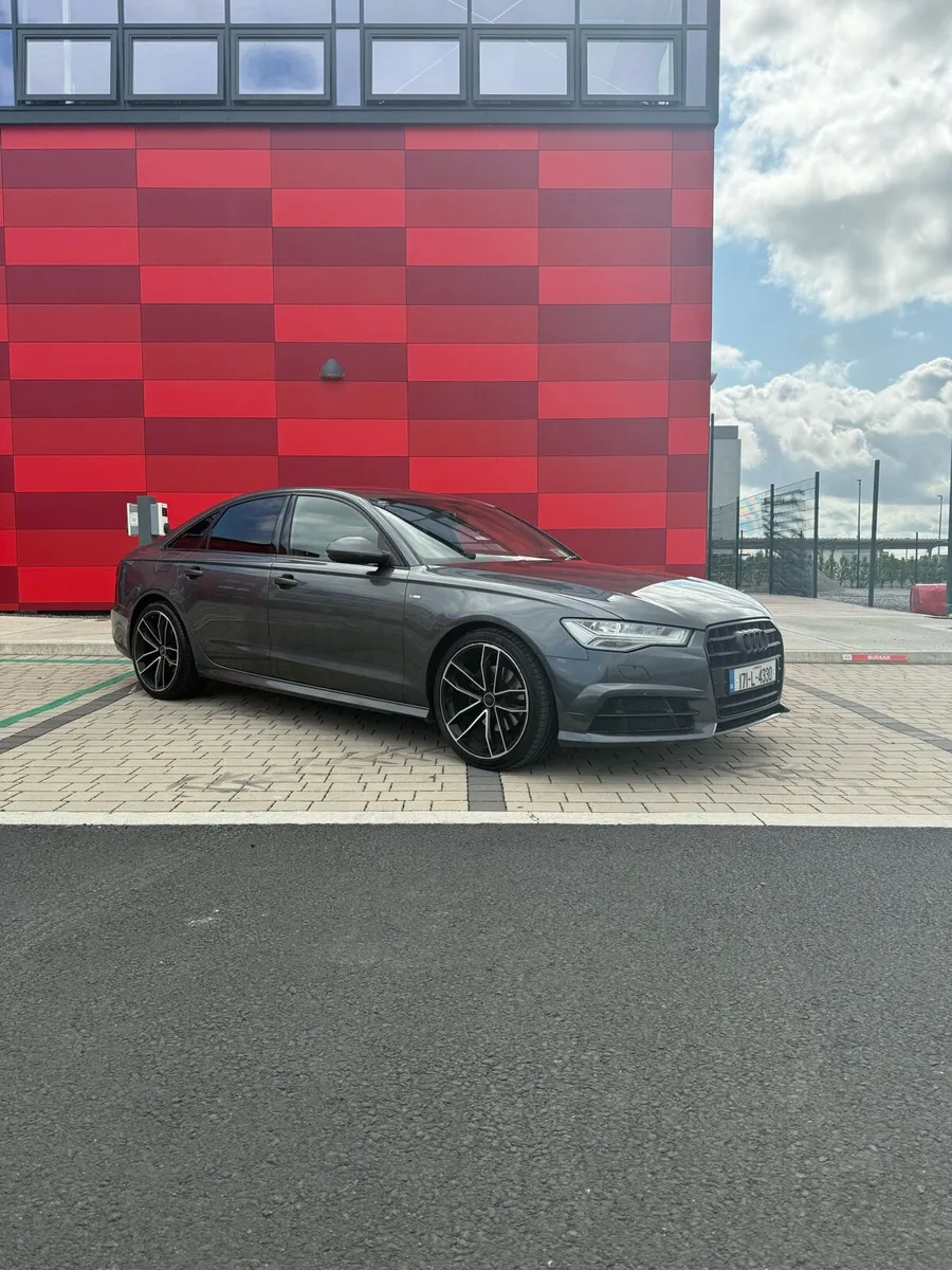 Audi a6 sline blk edition Auto - Image 1