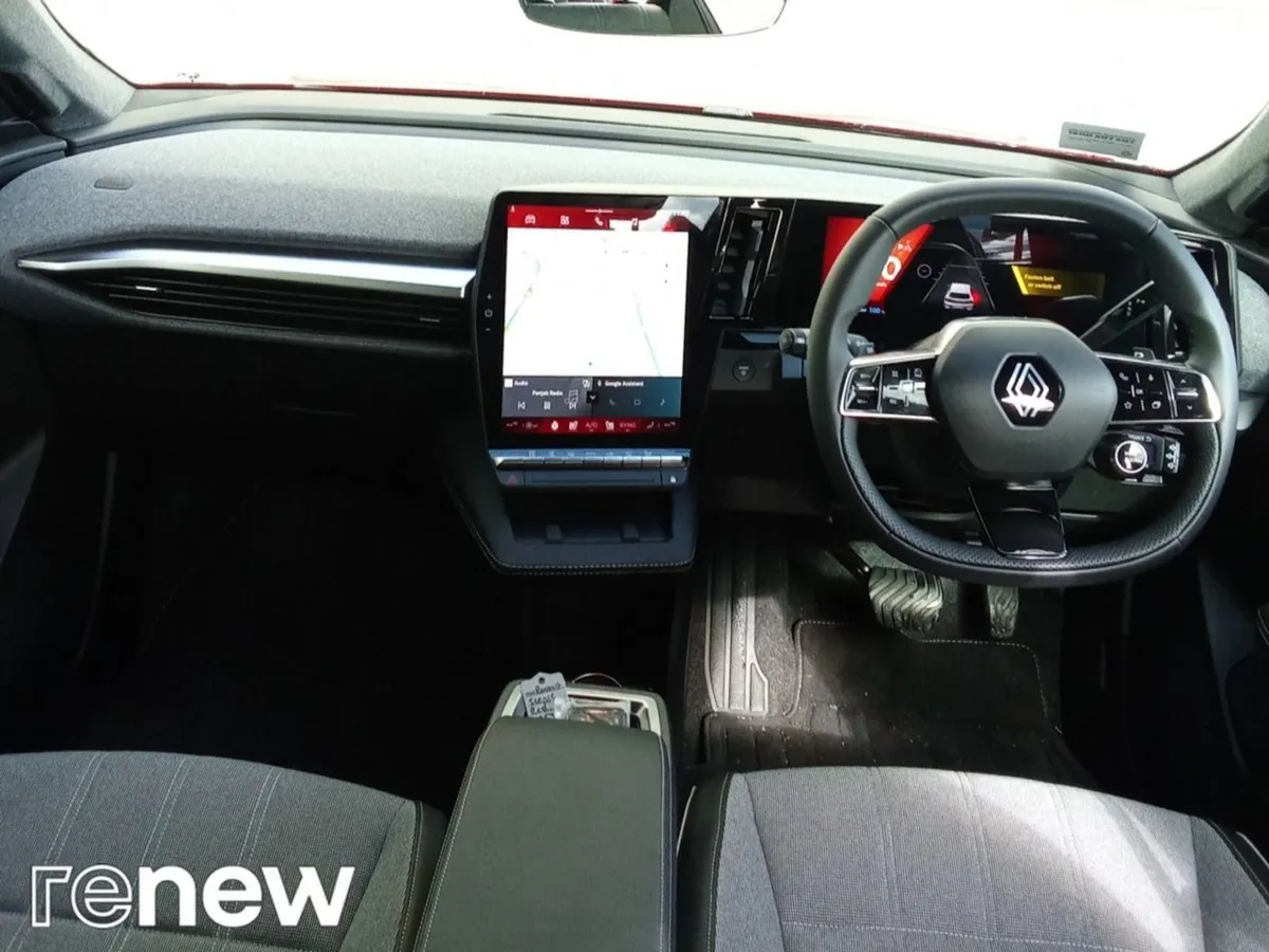Renault Scenic E-tech 87kwh 220hp Techno - Image 2