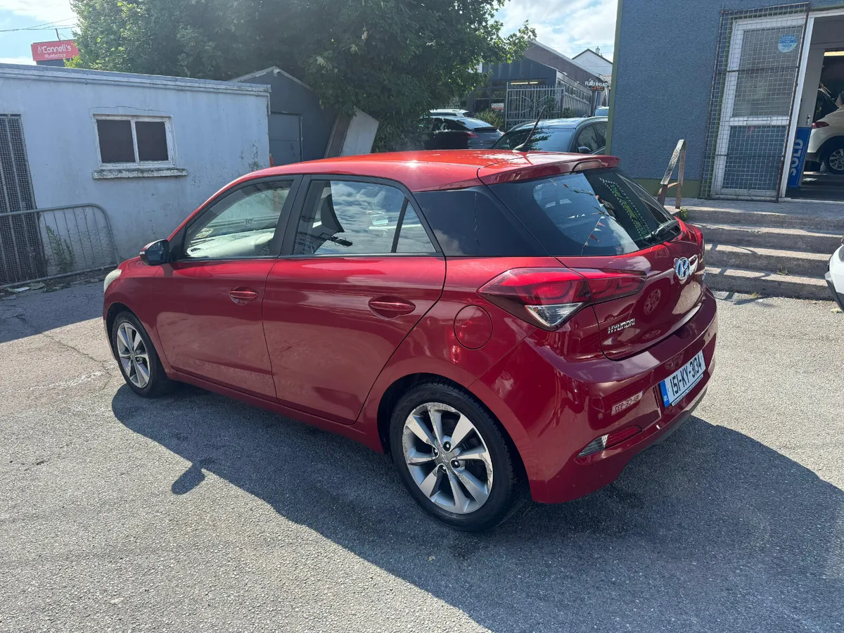 Hyundai i20 Ideal starter car - Image 3