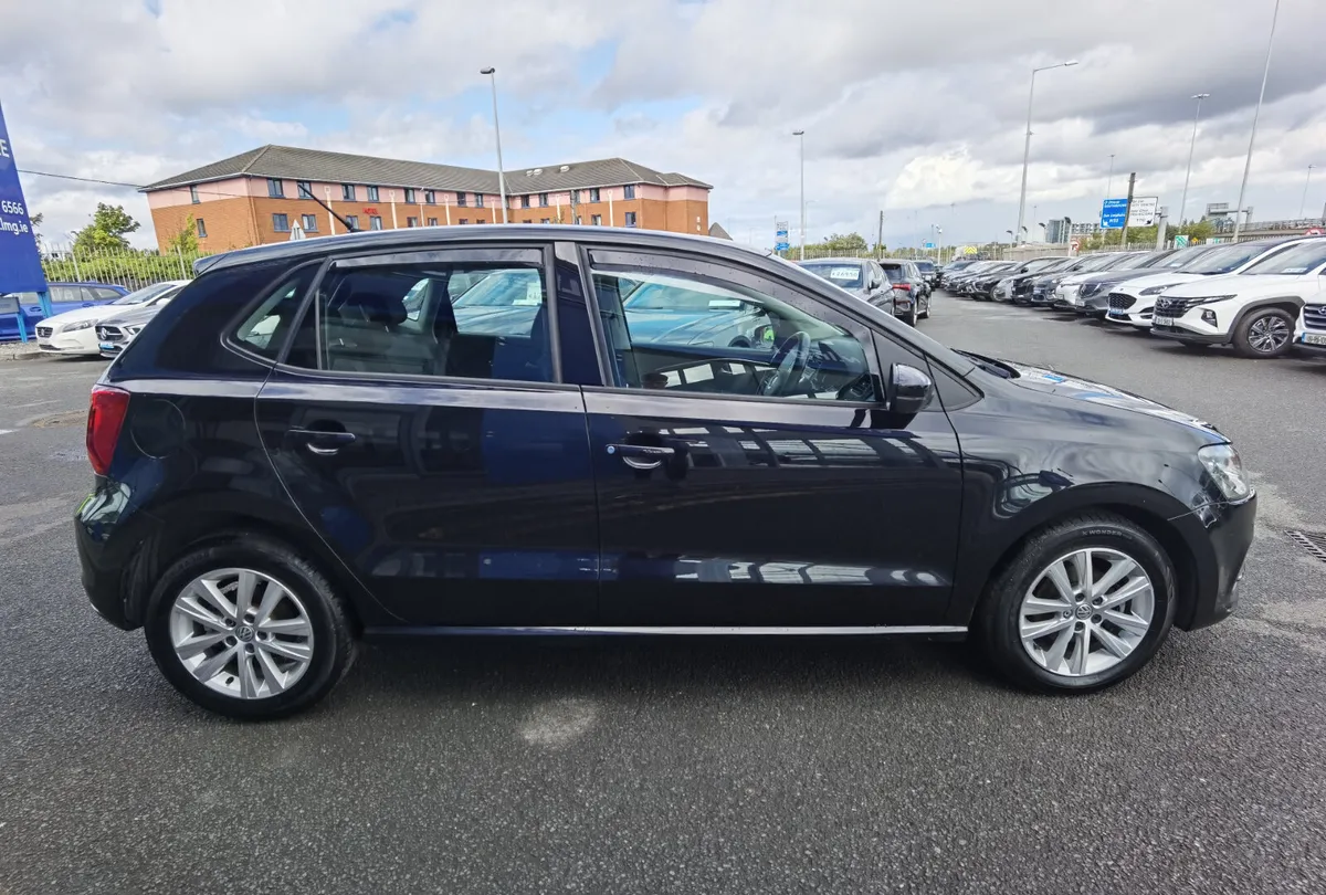 VOLKSWAGEN POLO 1.2 COMFORTLINE AUTOMATIC - Image 4