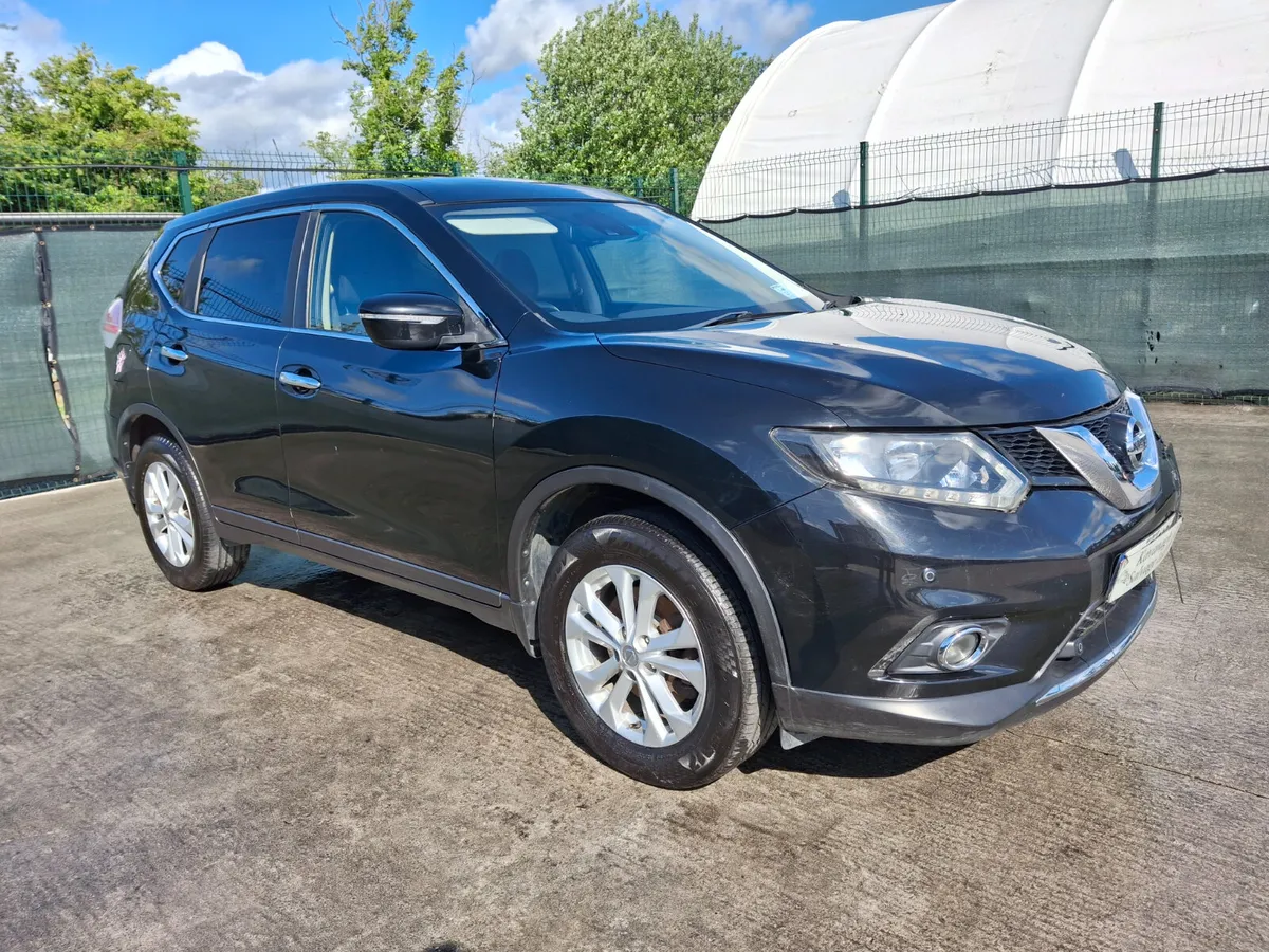 2017 Nissan Xtrail 7 Seater very light damage - Image 4