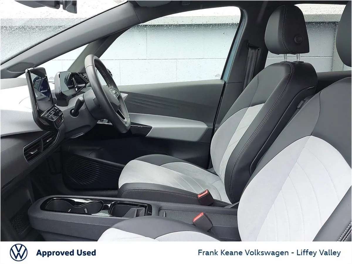 Volkswagen ID.3 58kwh Family 145BHP  IQ Headlight - Image 4