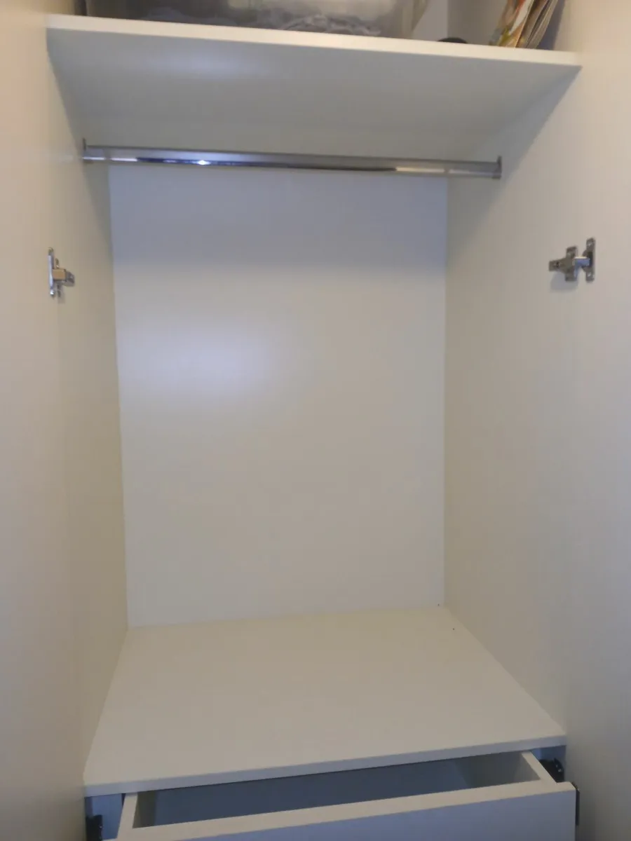 Wardrobe - Image 4