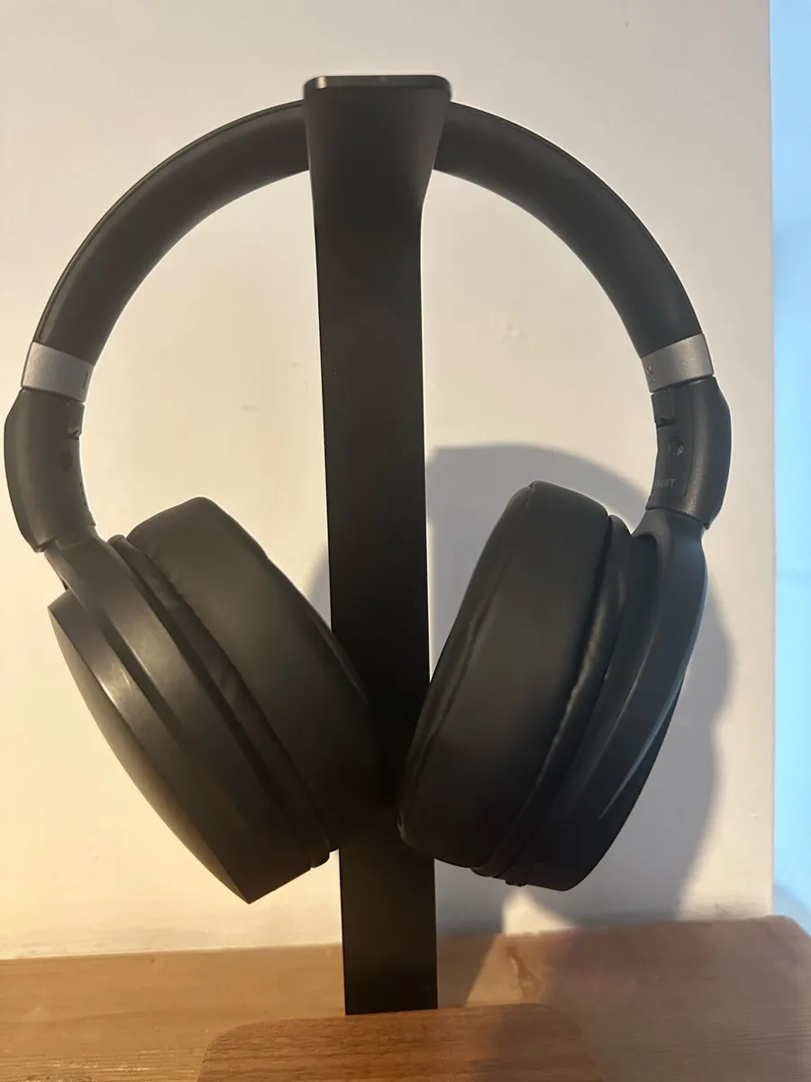 Sennheiser HD450BT Wireless Headphones – New pads - Image 1