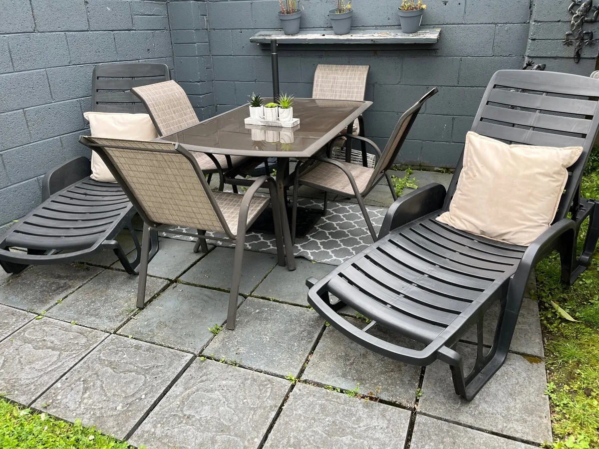 Garden Furniture - Image 1