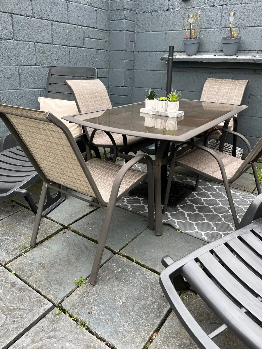 Garden Furniture - Image 3