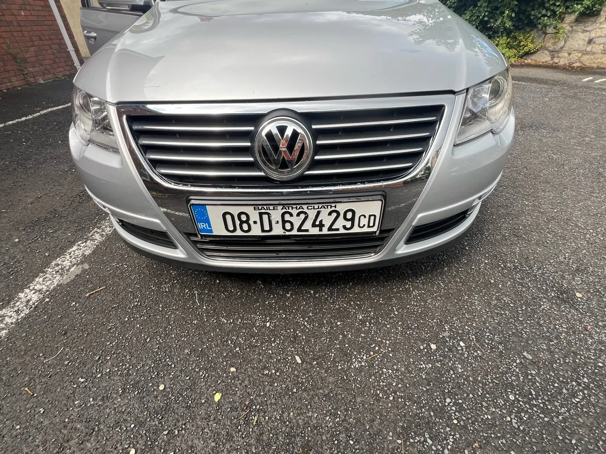 Vw Passat high line petrol embassy car - Image 1