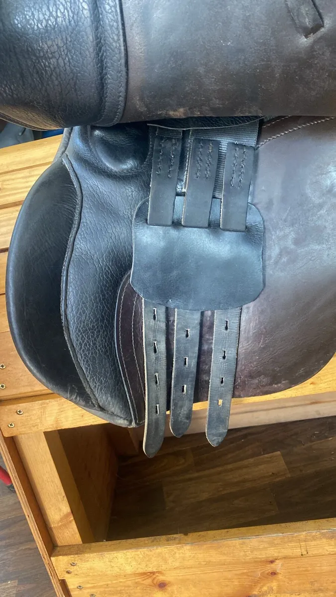 Black Country brown Leather saddle - Image 2