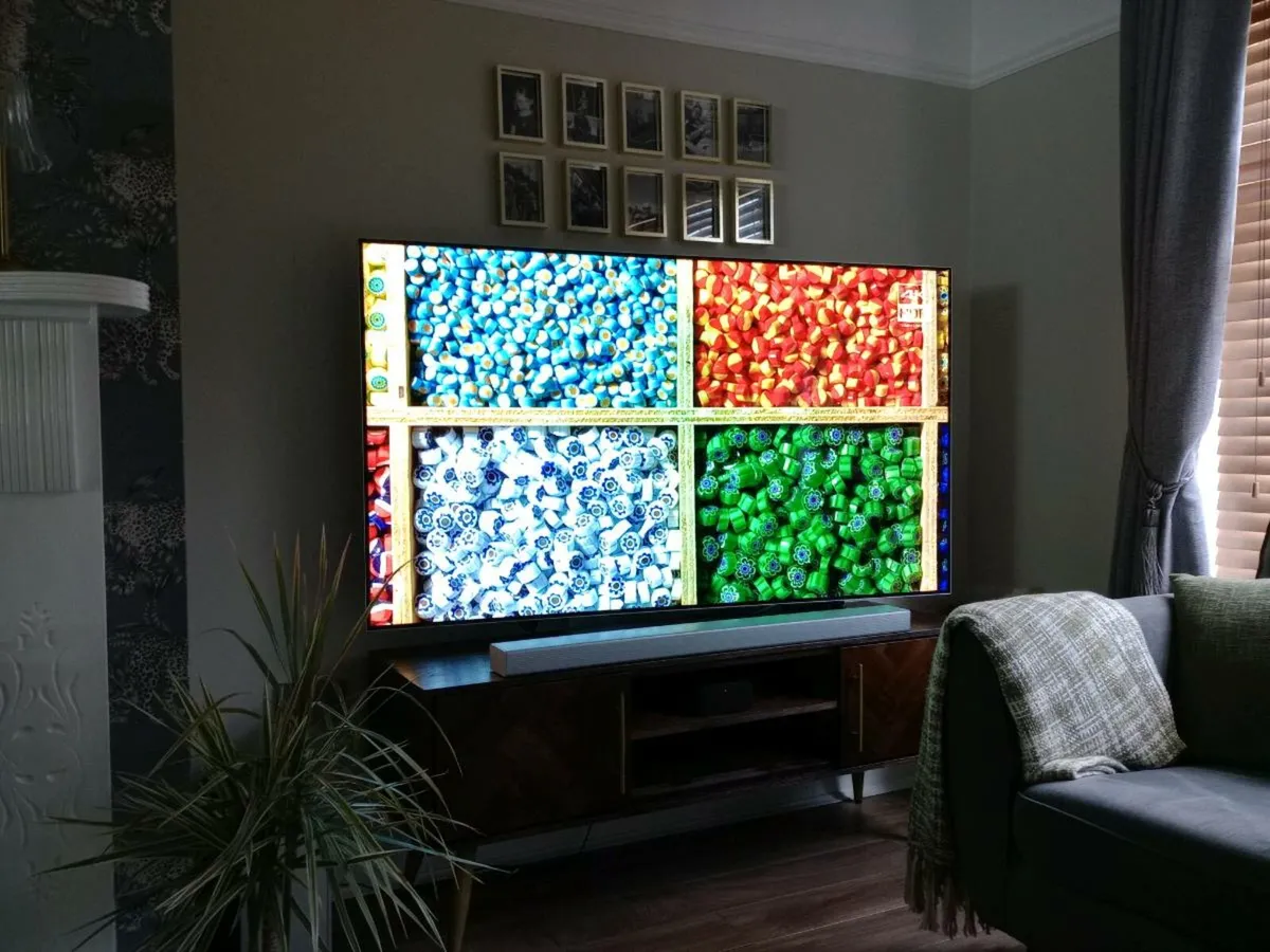 LG 65 INCH OLED UHD TV 65B7V - Image 3
