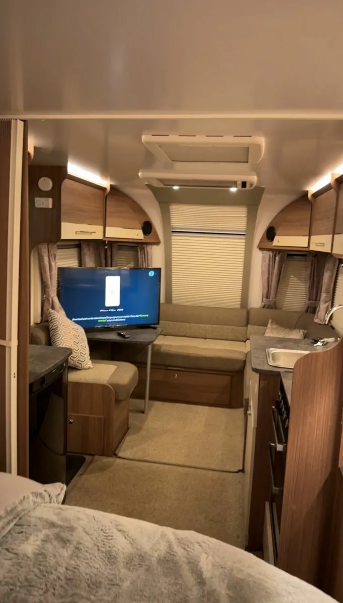 2021 bailey Pegasus grande Caravan - Image 4