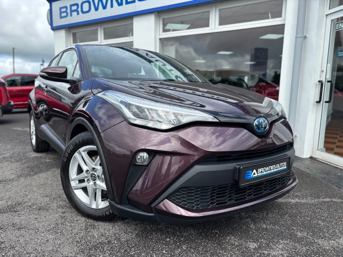 2022 Toyota C-HR Icon 1.8L Petrol Hybrid - Image 4