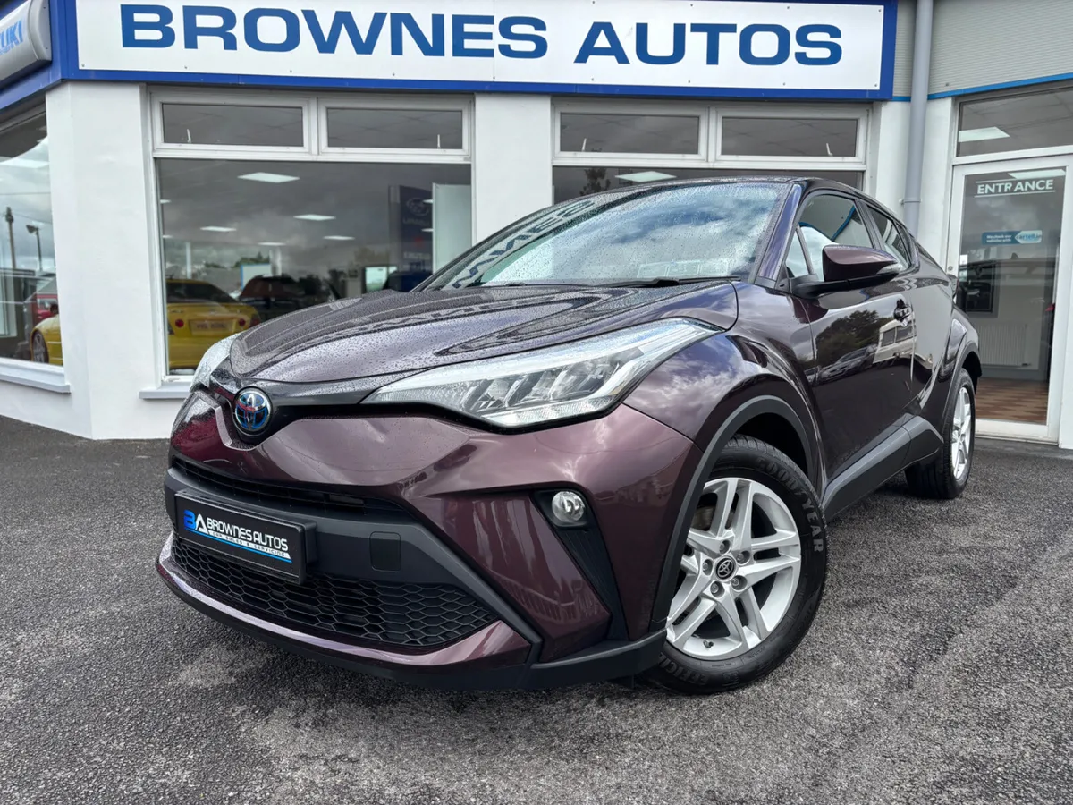 2022 Toyota C-HR Icon 1.8L Petrol Hybrid - Image 2
