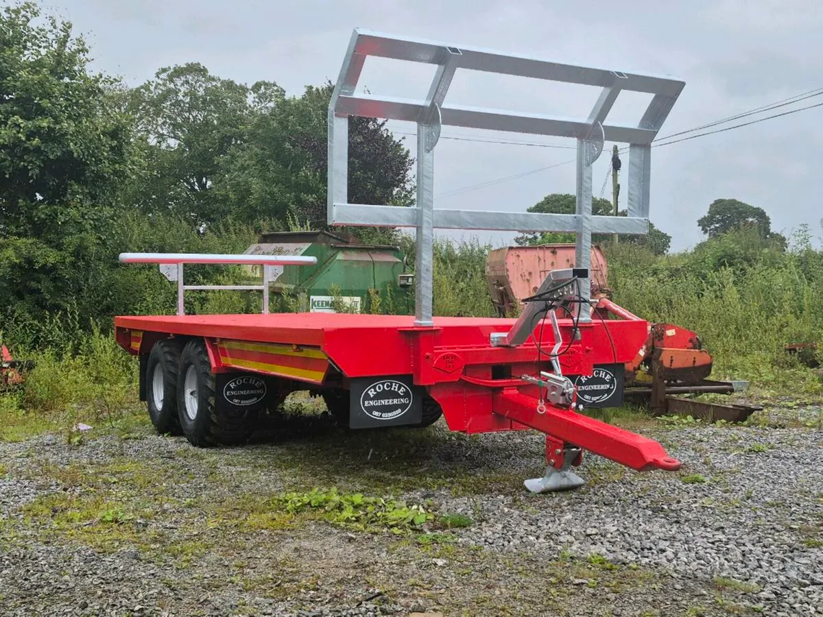 19 ft /24 ft bale trailer - Image 2
