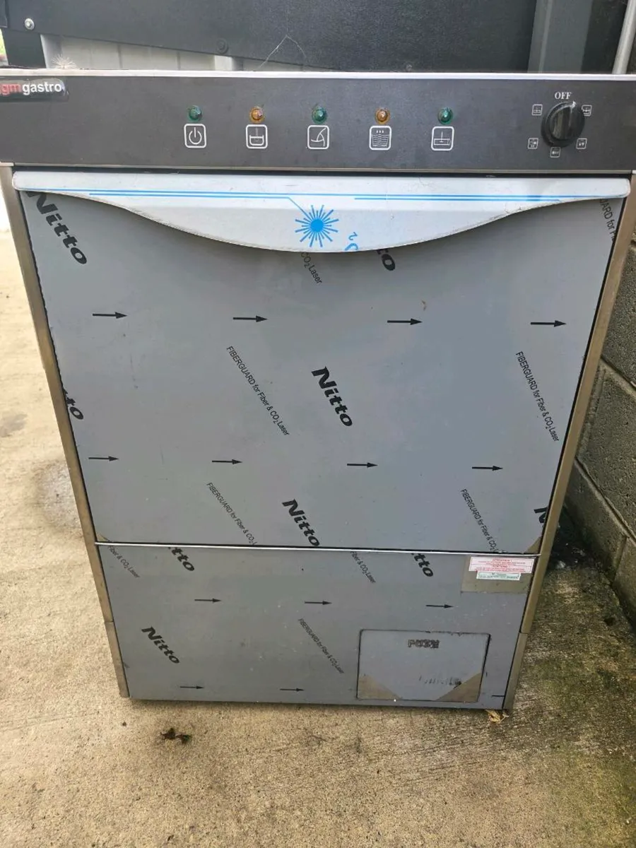 Catering equipment - Image 1