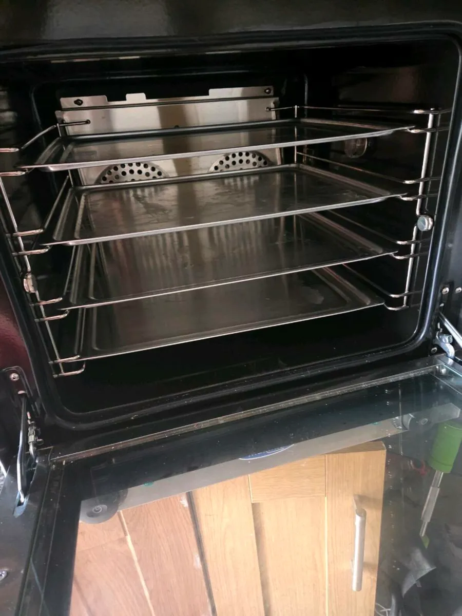 Catering equipment - Image 4