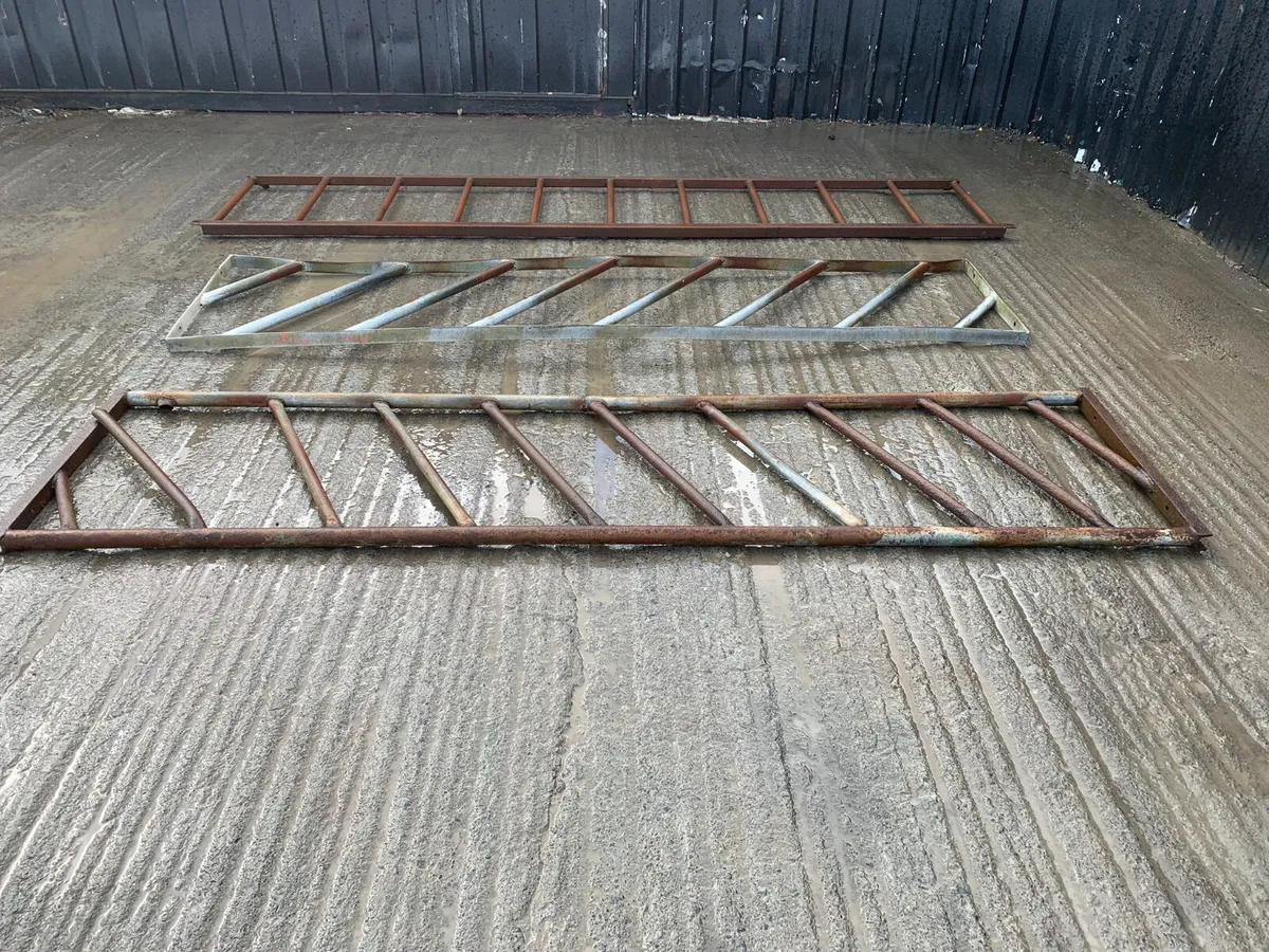 Selection of Feed Barriers (10ft–12ft) - Image 1