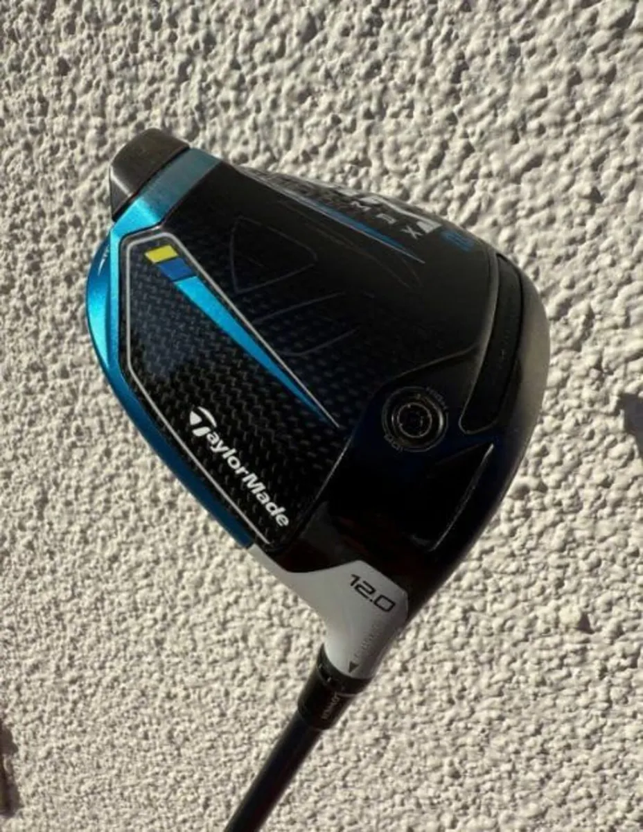Driver Taylormade Sim 2 Max 12 degrees New - Image 1