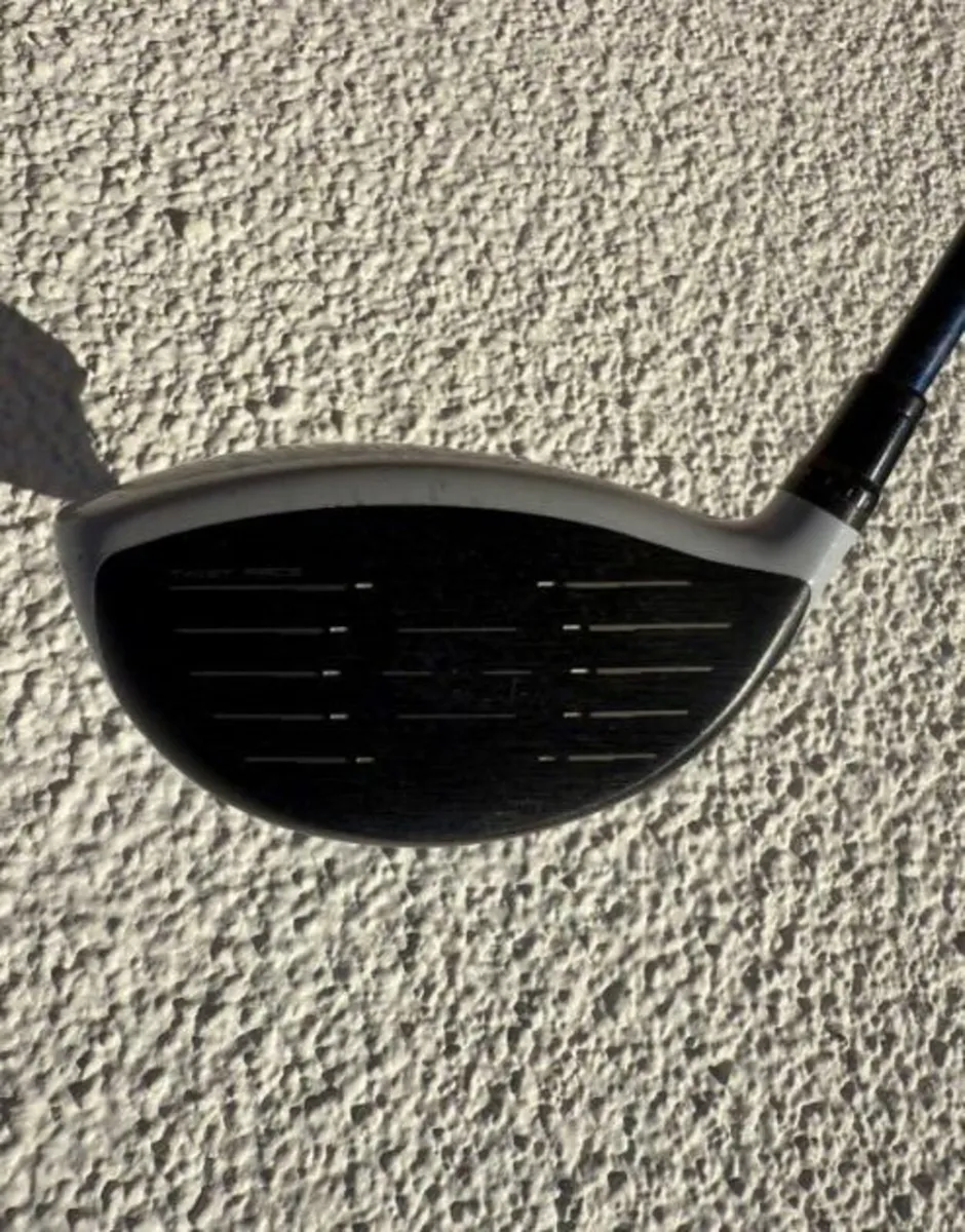 Driver Taylormade Sim 2 Max 12 degrees New - Image 3