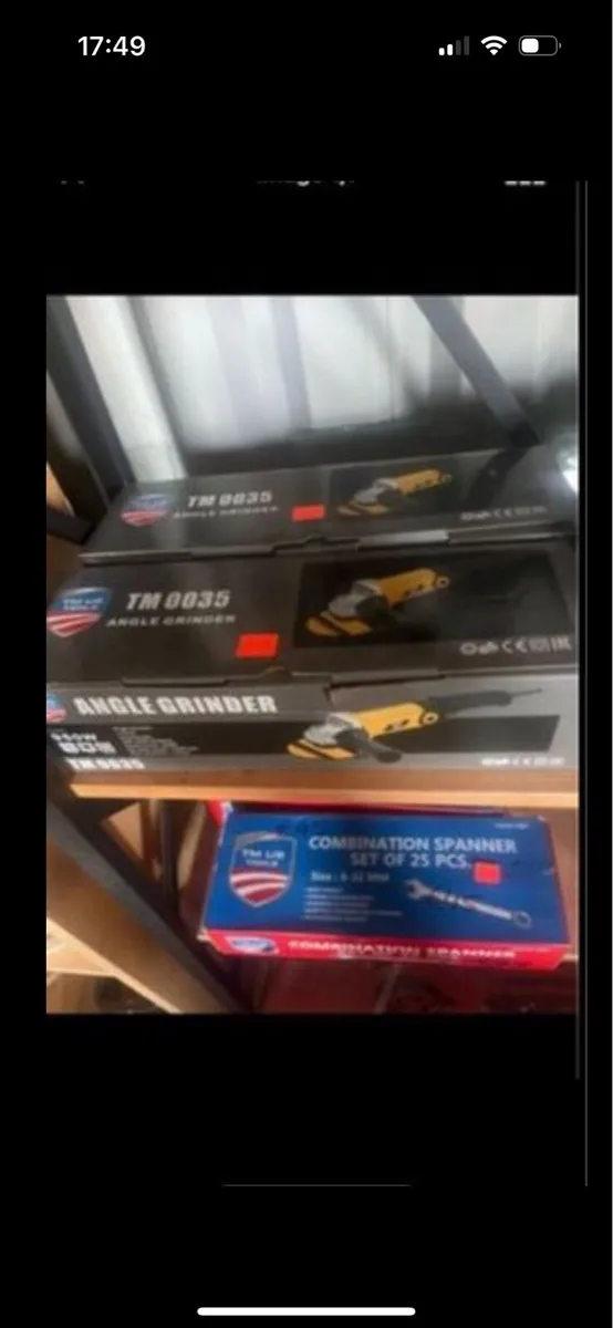 Selection of tools - Image 2