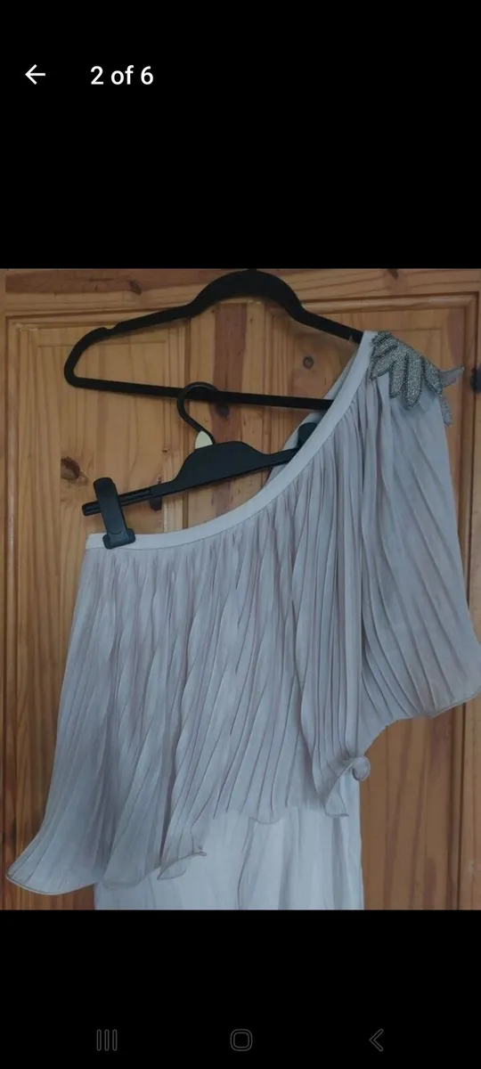 Lipsy one shoulder top with motif (free post) - Image 2