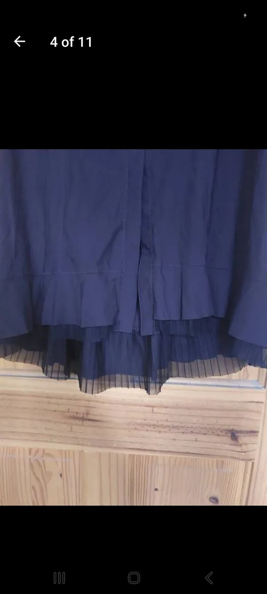 Deca label petticoat style top (free postage) - Image 3