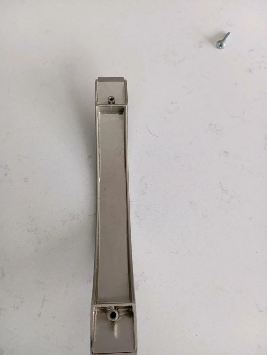 Chrome kitchen handles - Image 4