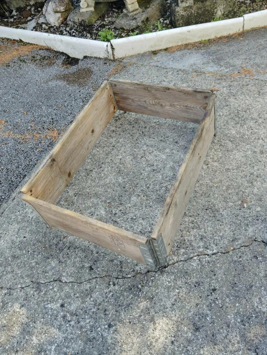 Flower Box. - Image 2