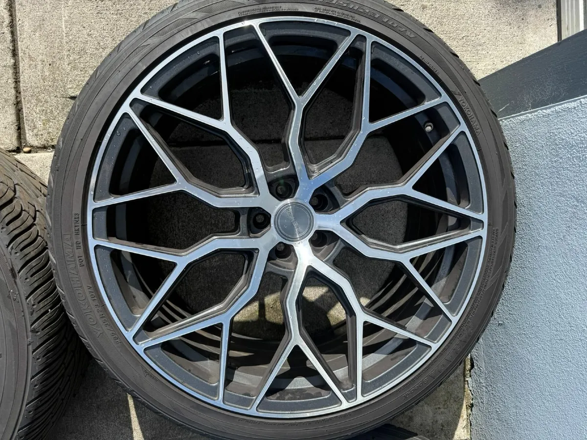 23" Riviera RF108 Wheels - Image 4
