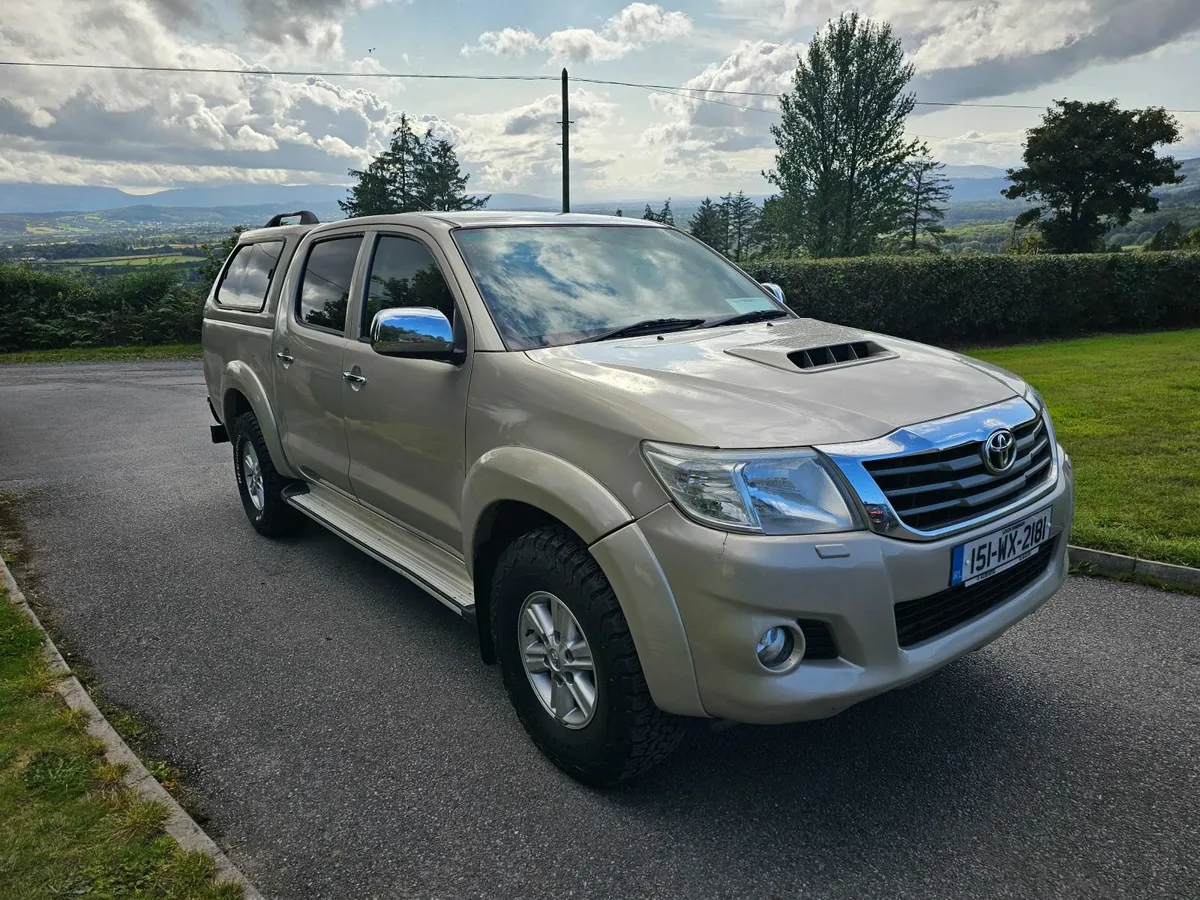 Toyota Hilux 2015 Automatic - Image 1