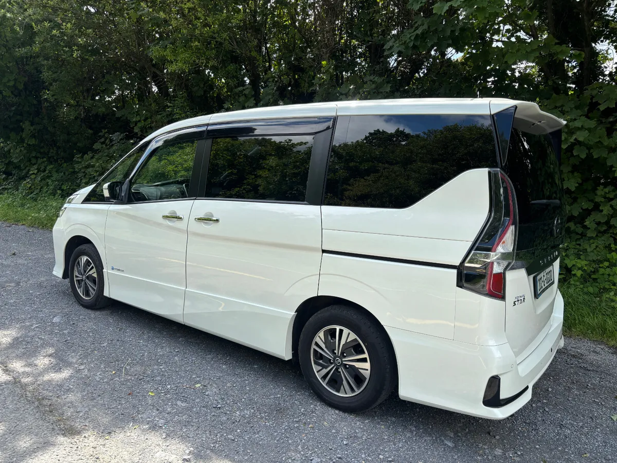 Nissan Serena E power Hybrid 2020 - Image 3