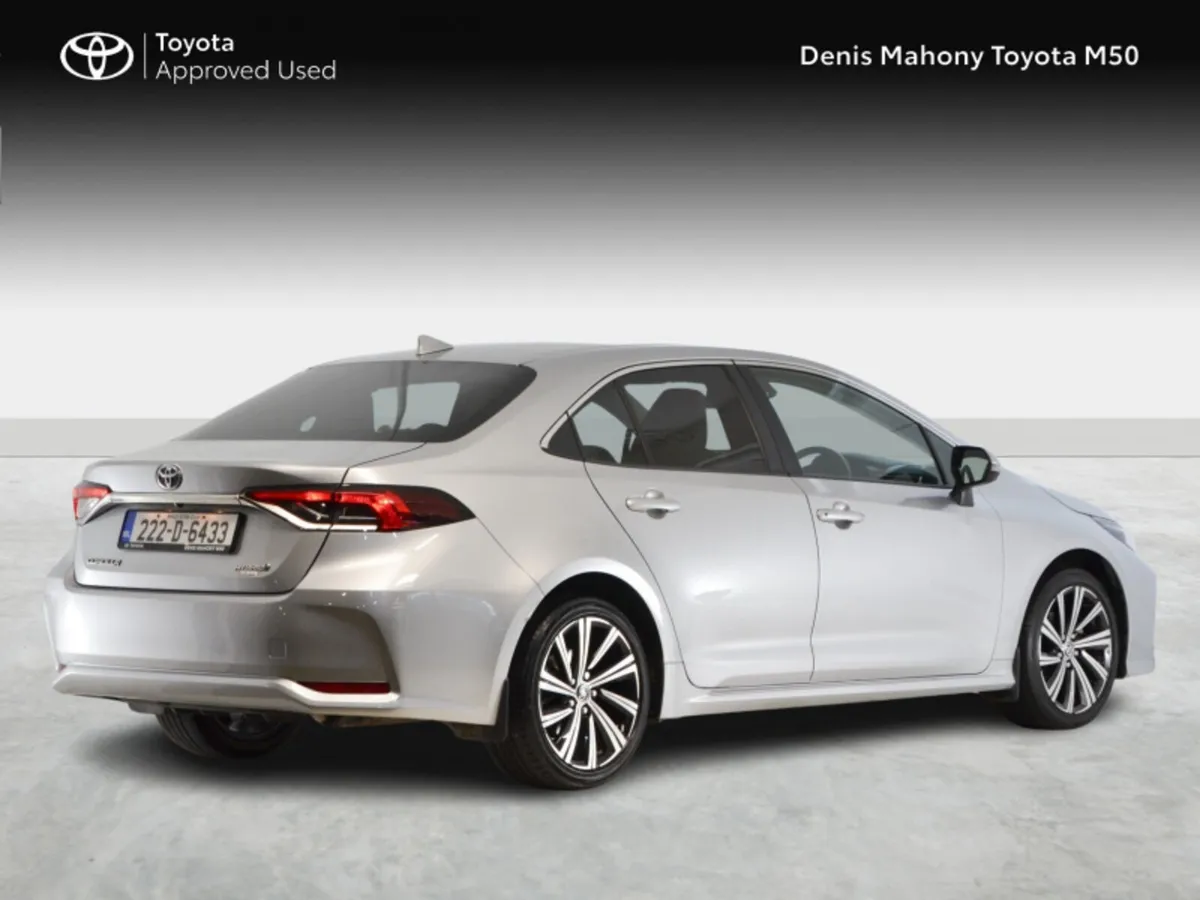 Toyota Corolla Luna Sport Hybrid Auto - Image 2