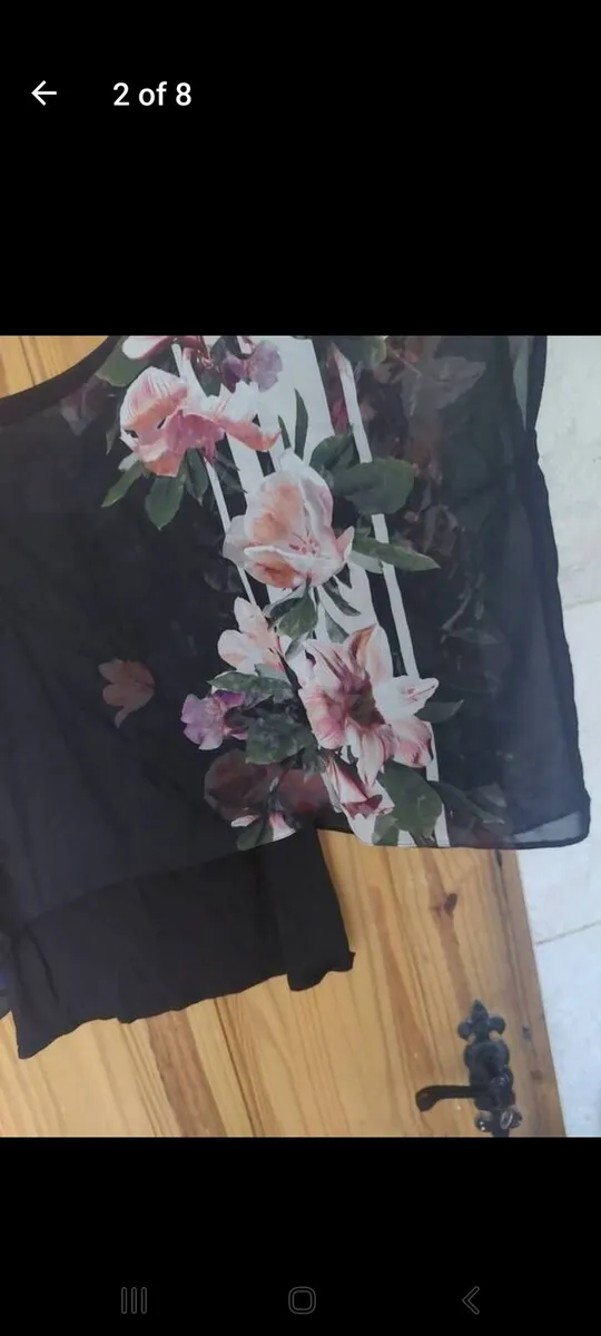 Wallis floral handkerchief top (free post) - Image 2