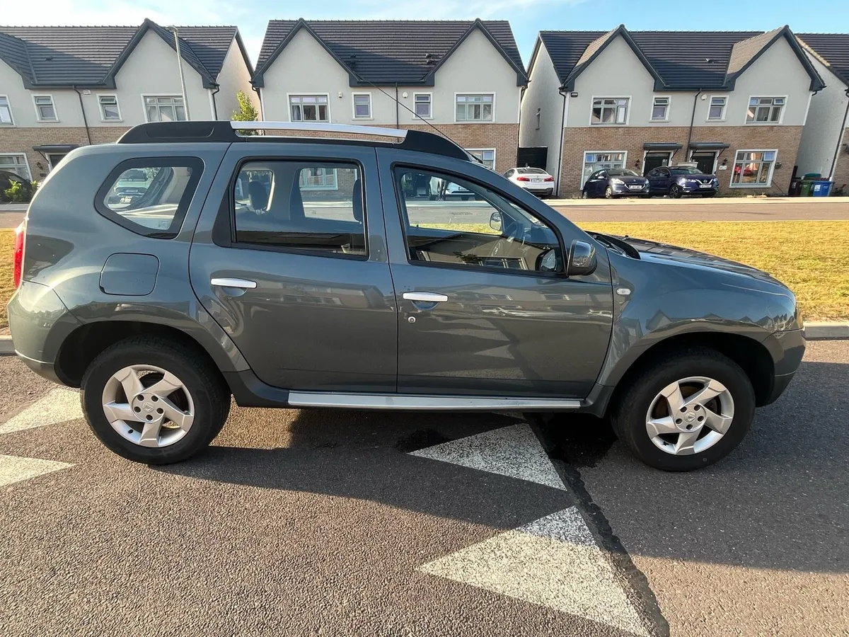 *urgent sale* Low miles Dacia Duster with NcT - Image 2