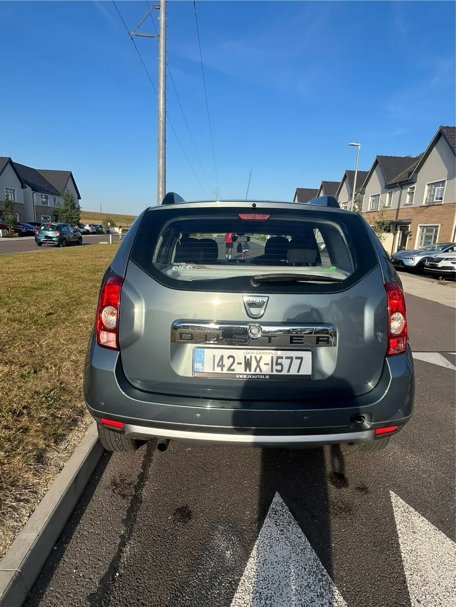 *urgent sale* Low miles Dacia Duster with NcT - Image 4