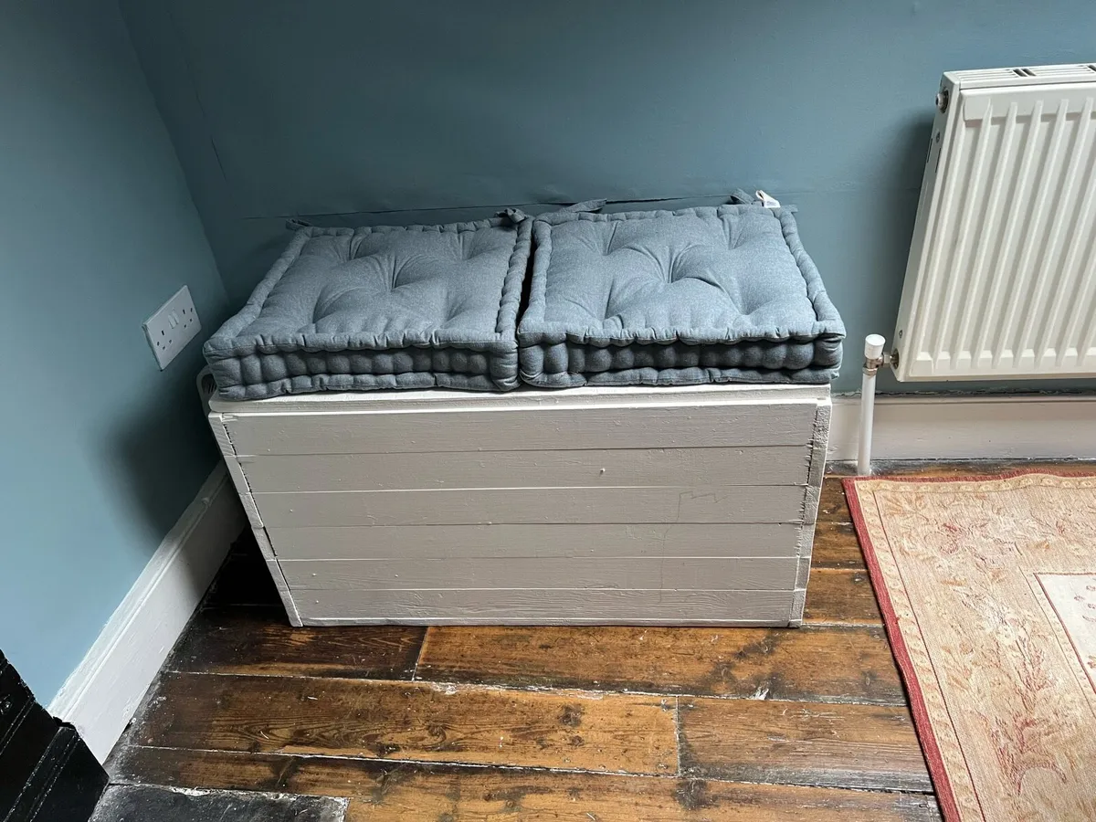 Storage Chest - Image 1