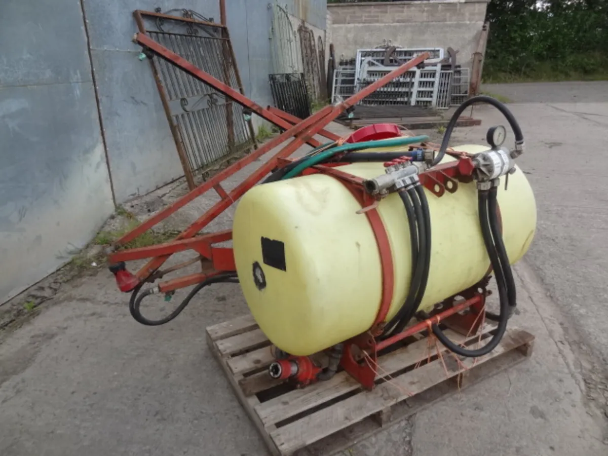 Hardi BL300 Sprayer - Image 1