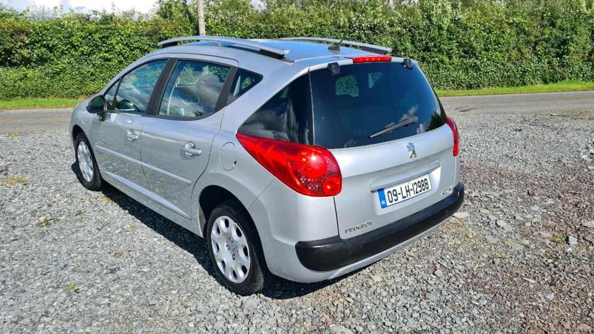 09 Peugeot 207 1.6 petrol - Image 3